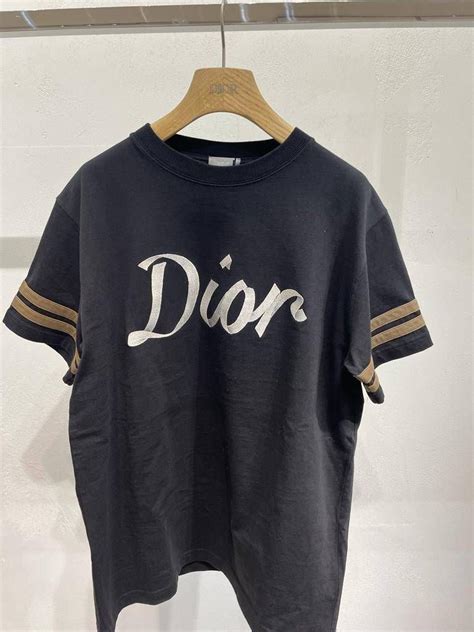 dior t shirt dames bijenkorf|Dior online shop.